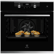 60cm UltimateTaste 500 built-in pyrolytic oven with 72L capacity